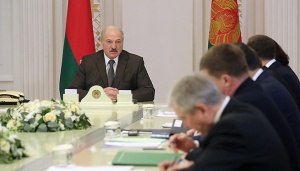 Лукашенко: Ни о каком объединении Беларуси и России речи нет