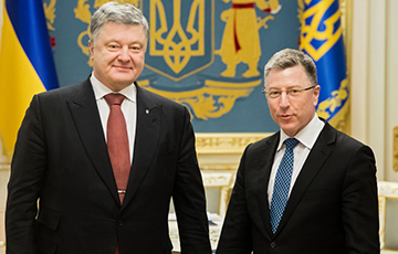 Порошенко с Волкером договорились об ответе на атаку РФ в Керченском проливе