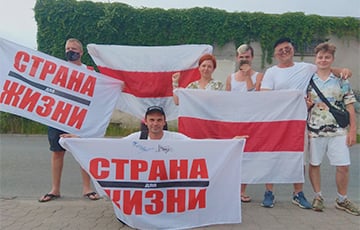 Беларусы Бяла-Подляски вышли на протестную акцию