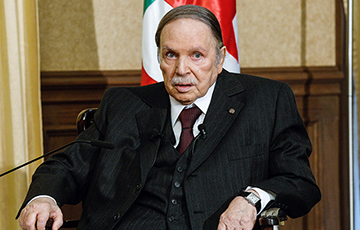 Ушедший в отставку президент Алжира попросил прощения у нации
