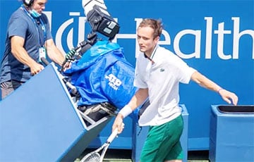 Звезда российского тенниса на турнире в США устроил разборки с телевизионной камерой