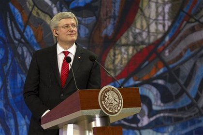 Канада запретила въезд для семи российских чиновников