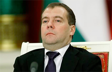 Медведев обвинил санкции в проблемах экономики РФ