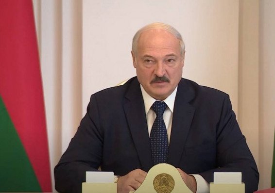Лукашенко снова проводит перестановки в силовом блоке