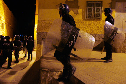 Жертвами столкновений между арабами и берберами в Алжире стали 22 человека