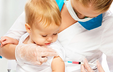Под Ганцевичами еще один двухмесячный ребенок после прививок попал в реанимацию