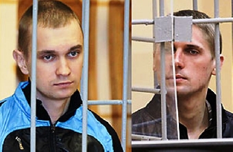 Белорусское телевидение показало видео с признательными показаниями Коновалова и Ковалева (ВИДЕО)