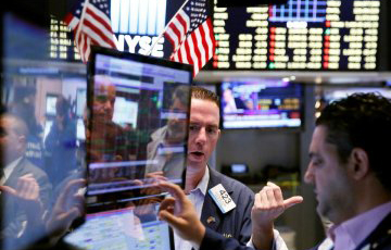 Американские биржевые индексы установили рекорд роста за 10 лет