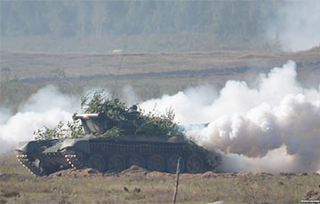 Российские танки «путешествуют» из Украины в Беларусь