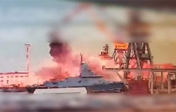 Момент удара по новейшему кораблю ЧФ РФ «Аскольд» в Керчи попал на видео