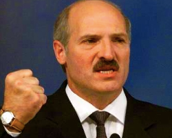 Лукашенко обещает селянам крепостное право