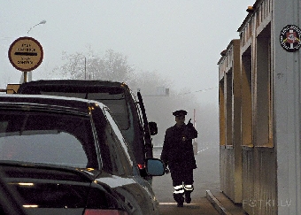 В преддверии новогодних праздников увеличивается поток автомобилей на границе - ГТК Беларуси