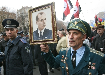 Звание "Почетный гражданин Гомельской области" присвоено Александру Якобсону