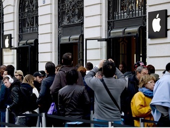 Парижский магазин Apple ограбили на миллион евро