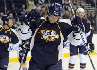 Сергей Костицын забросил три шайбы в ворота "Калгари" и признан первой звездой дня в чемпионате НХЛ (ВИДЕО)