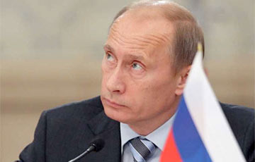 Видеофакт: Как россияне реагируют на портрет Путина в лифте