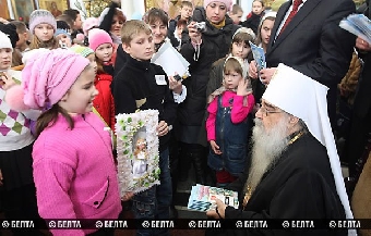 Владыка Филарет благословит участников акции "Рождественская елка – наши дети"