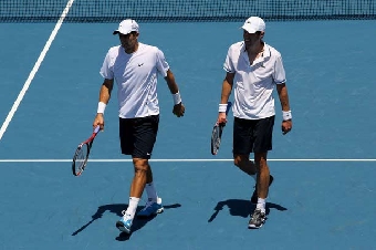 Максим Мирный и Даниэль Нестор вышли во 2-й раунд Australian open