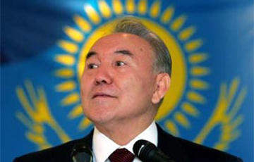 Зачем Евразийскому союзу почетный председатель Назарбаев