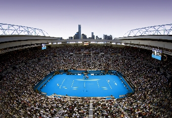 Виктория Азаренко и Максим Мирный вышли в четвертьфинал Australian open