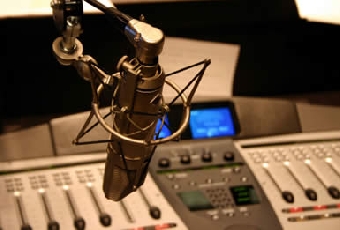 Радиопрограмма "Актуальный микрофон" выйдет на телеэкран