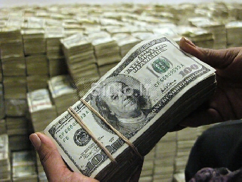 В Беларуси обязательная продажа валютной выручки продлится до 1 января 2017 года