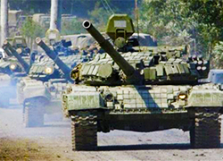 Лукашенко пугает белорусов российскими танками на границе