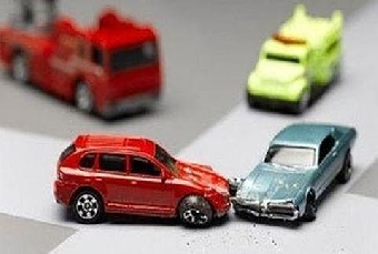 При ДТП с ущербом не более 200 евро ГАИ предлагает водителям договариваться самостоятельно