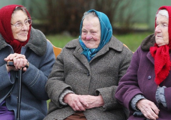 В Беларуси с 1 декабря вырастут пенсии на 5 процентов