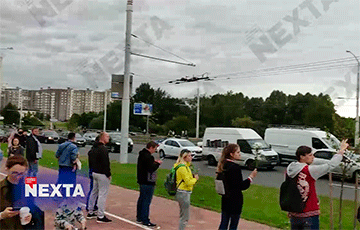 Протестующие перекрывают движение в Минске