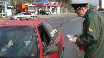 Белорусам и латышам начнут выдавать разрешения на приграничное движение с 20 февраля