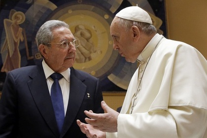 Папа Римский призвал Кубу и США показать пример всему миру