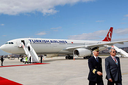 Пилотам Turkish Airlines рекомендовали жениться для профилактики депрессии