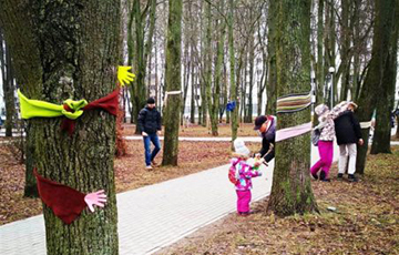 Фотофакт: Как в Минске протестовали против вырубки деревьев