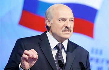 Лукашенко: Российскую идеологию из меня не выбить