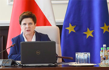 В Польши утвержден законопроект о снижении пенсионного возраста