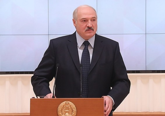 Лукашенко: За коррупцию будем только добавлять наказание