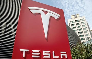 Tesla выпустила первый экземпляр своей самой дешевой модели