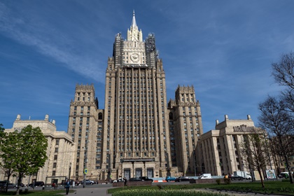 Москва призвала США немедленно вернуть захваченные дипломатические объекты