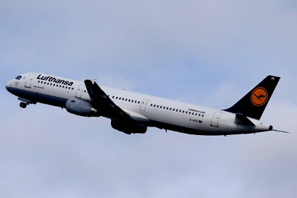 Lufthansa предложила финансовую помощь родственникам погибших пассажиров