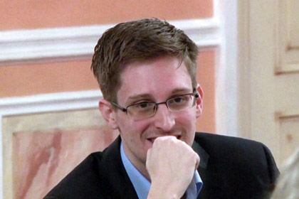 Сноудену присудили премию Риденаура