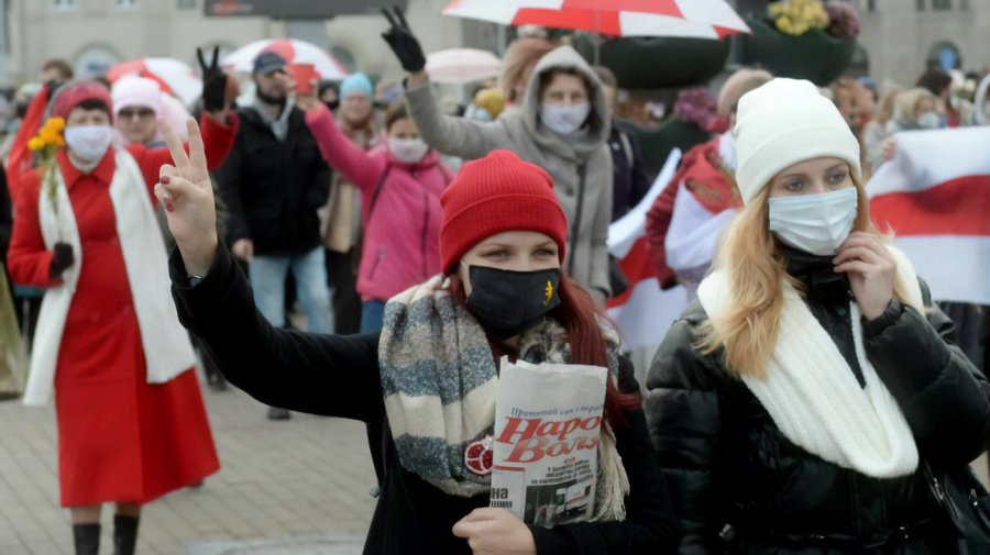 Специально к празднику 8 марта в Беларуси запустила проект «Я -политзаключенная»
