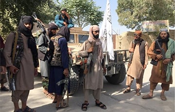 Талибы запретили доллары