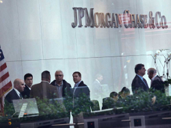 JP Morgan советует продавать российские акции