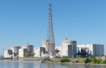 Во Франции из-за жары останавливают реакторы АЭС