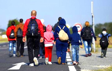 Польша примет не более 400 беженцев в течение года