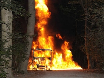 Два человека сгорели в кабине грузовика в Полоцке