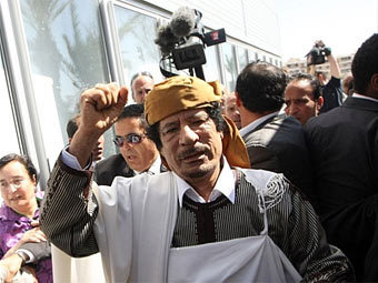 Каддафи предложил 350 евро за голову каждого повстанца