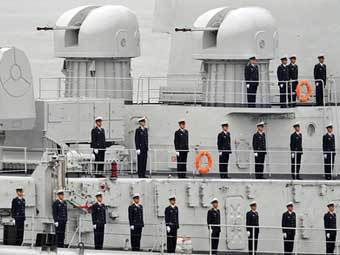 Китай проведет военные учения в Тихом океане