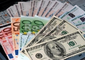 Национальная валюта рекордно усиливается к доллару и евро
